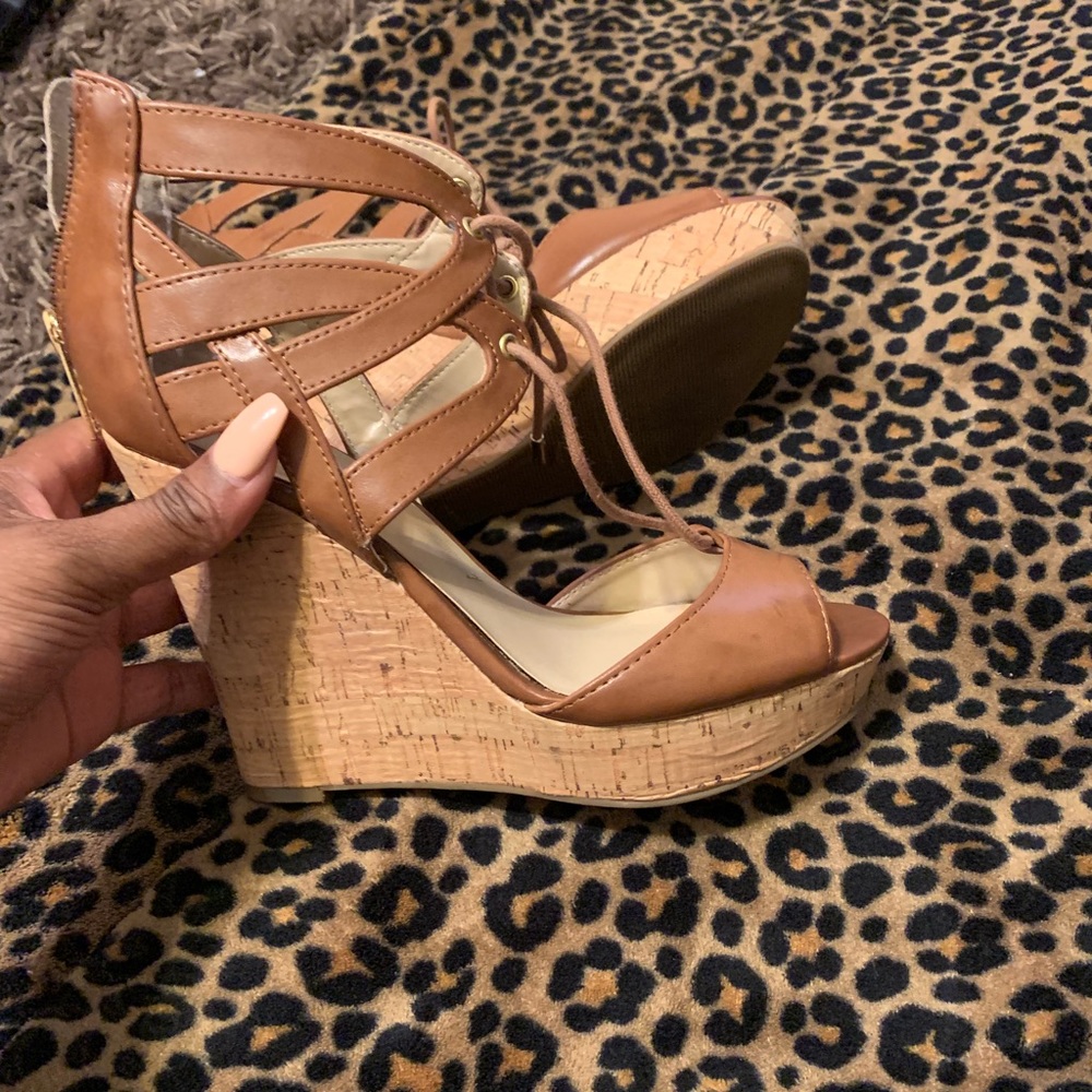 Camel Guess shoes!